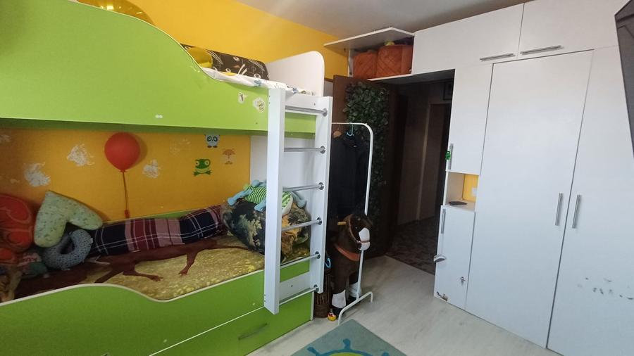 Apartament cu 3 camere, mobilat în Pantelimon