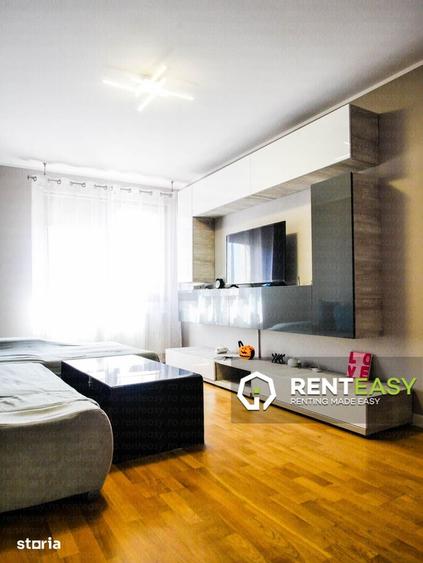 Apartament cu 3 camere în Piața Unirii