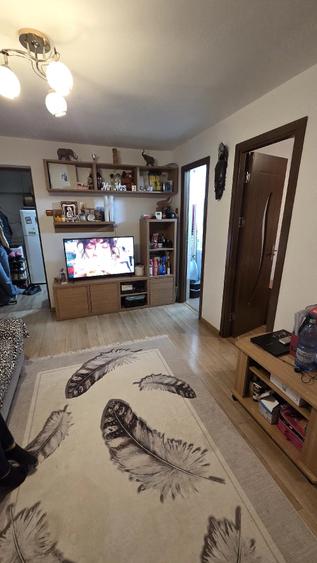 Apartament cu 2 camere nedecomandat în Tomis Nord