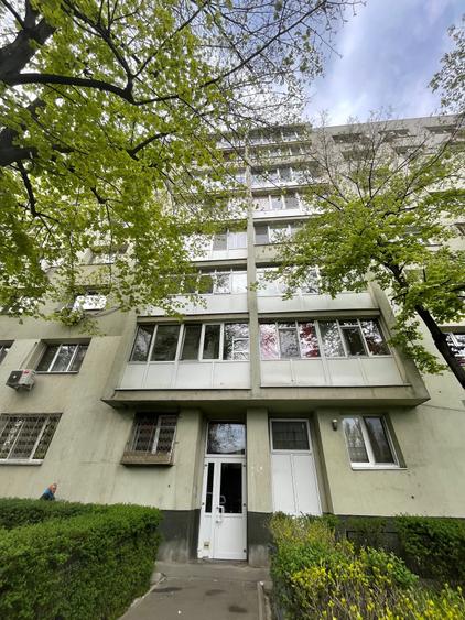 Apartament cu 2 camere semidecomandat, mobilat în Grivița