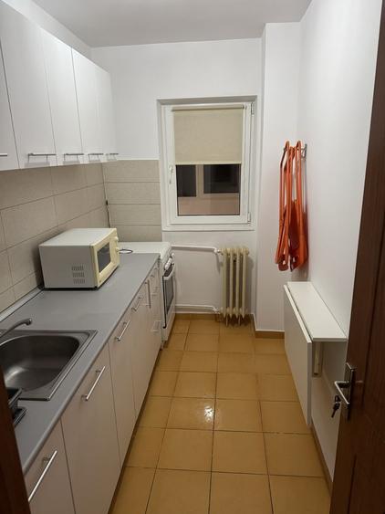 Garsonieră decomandată în Tineretului