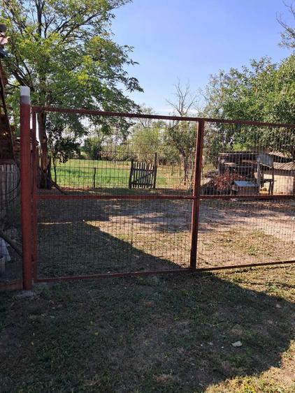 Casă cu 3 camere în Boboc
