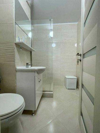 Apartament cu 3 camere decomandat în Ostroveni