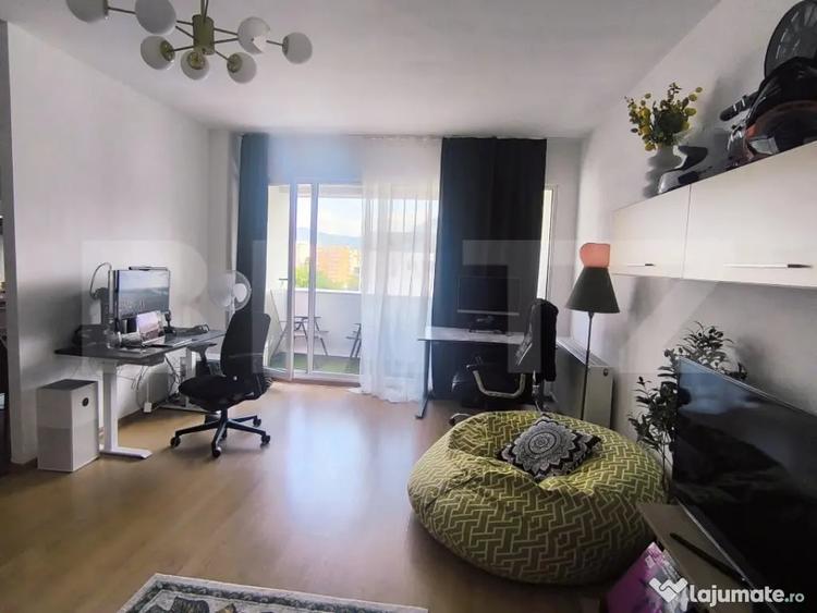 Apartament cu 2 camere decomandat în Răcădău