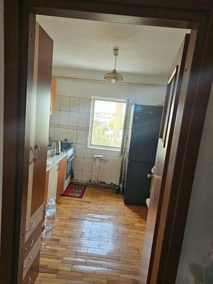Apartament cu 2 camere semidecomandat, mobilat în Soarelui
