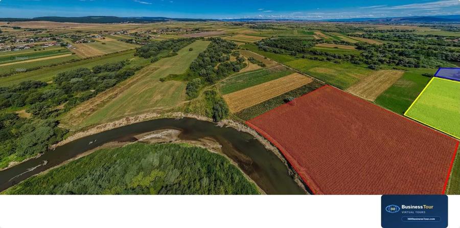 Teren de 23210 mp, în Hărman