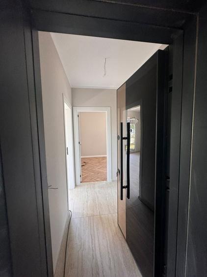 Apartament cu 2 camere decomandat în Theodor Pallady