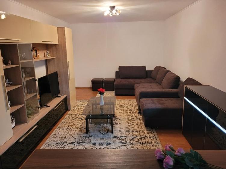Apartament cu 2 camere decomandat, mobilat în Gorjului