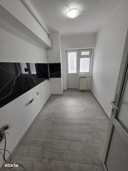Apartament cu 2 camere decomandat în Decebal