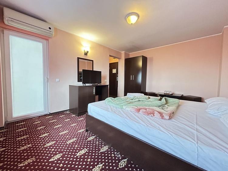 Spațiu comercial, de 1,390 mp, în Universitate