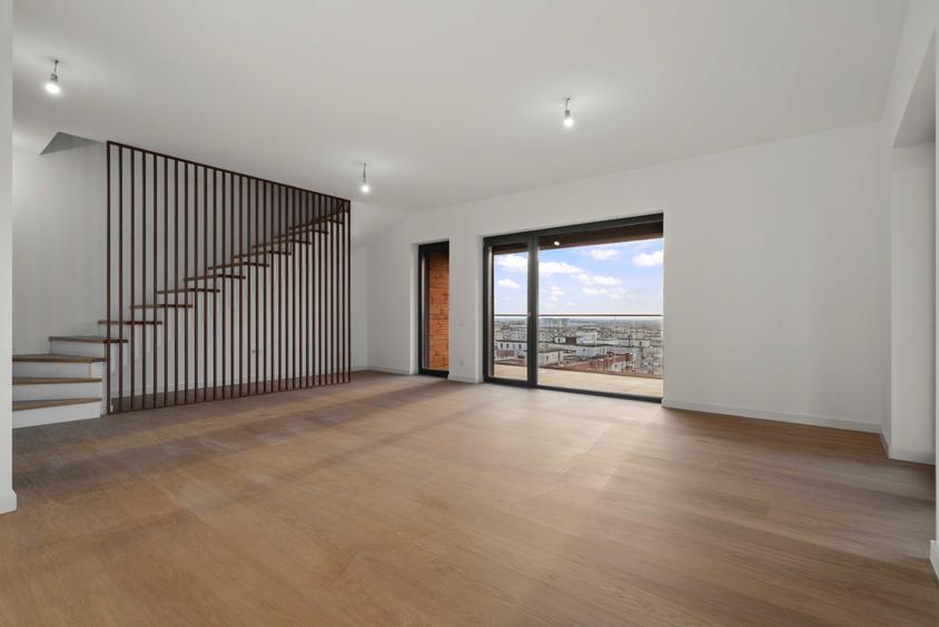 Apartament cu 4 camere decomandat în 13 Septembrie
