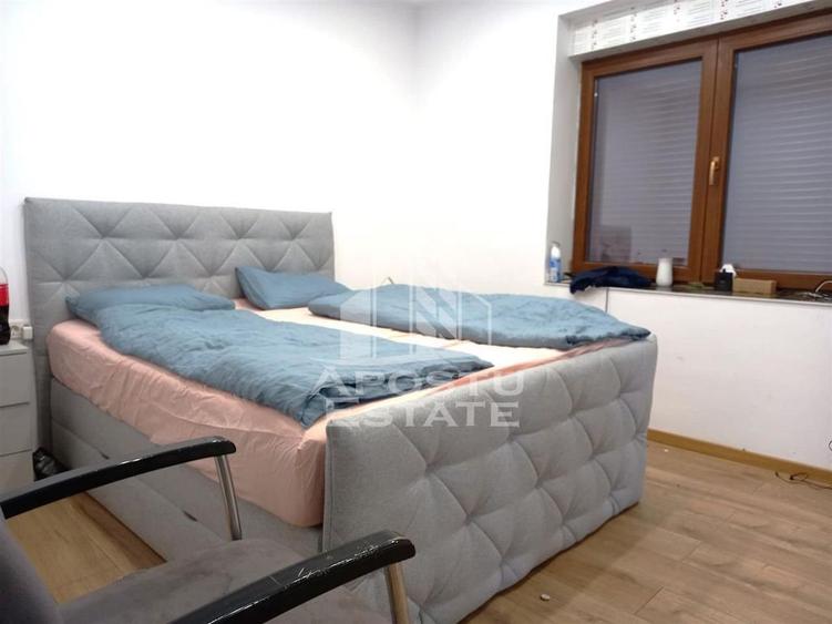 Casă cu 5 camere cu Teren 1937 Mp în Șimand