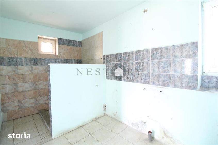 Casă cu 3 camere cu Teren 1500 Mp în Vultureni