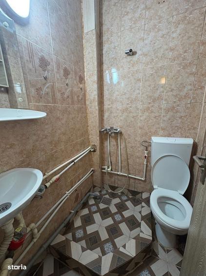 Podu Ros! Garsoniera, parter, bloc apartamente,libera! - 2