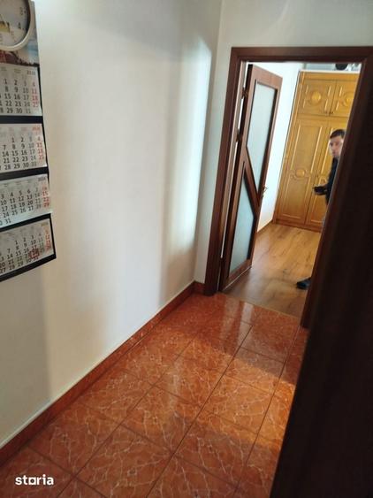 Apartament 2 camere renovat, etaj 1, zona Carpati - 1
