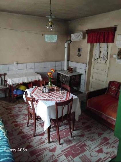 Casă cu 2 camere cu Teren 472 Mp în Stânceni