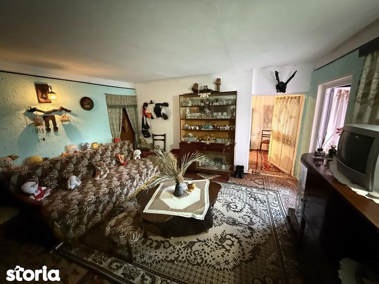Casa demolabila ?i teren 800mp cu toate utilita?ile deschidere 26,5mp - 9