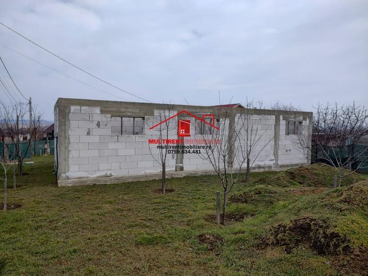 Casă individuală cu 2 camere cu Teren 451 Mp în Somova