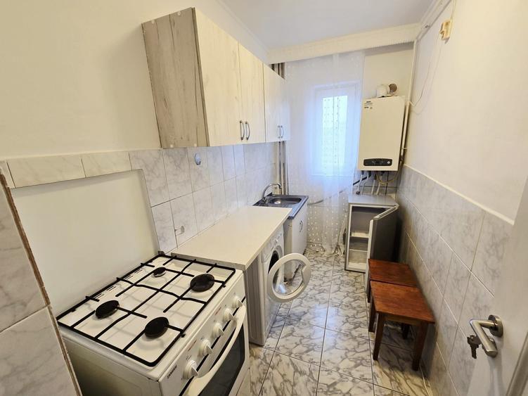 Apartament cu 2 camere decomandat în Alexandru cel Bun