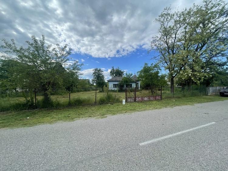 Casă cu 2 camere în Dobroteasa