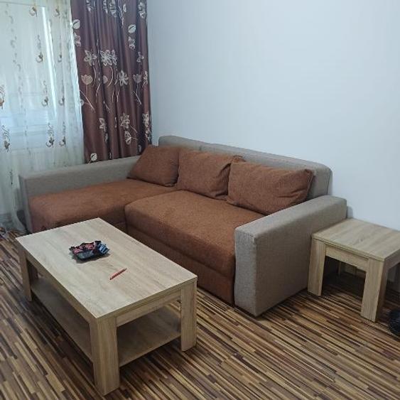 Apartament cu 3 camere semidecomandat în Tomis Nord