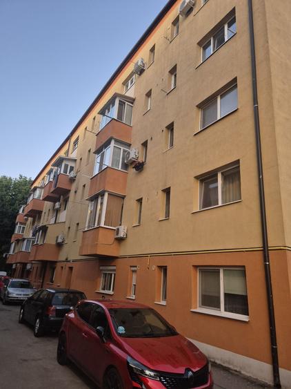PROPRIETAR inchiriez garsoniera confort 1 - 7