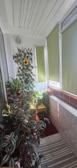 Apartament cu 3 camere semidecomandat în Sud