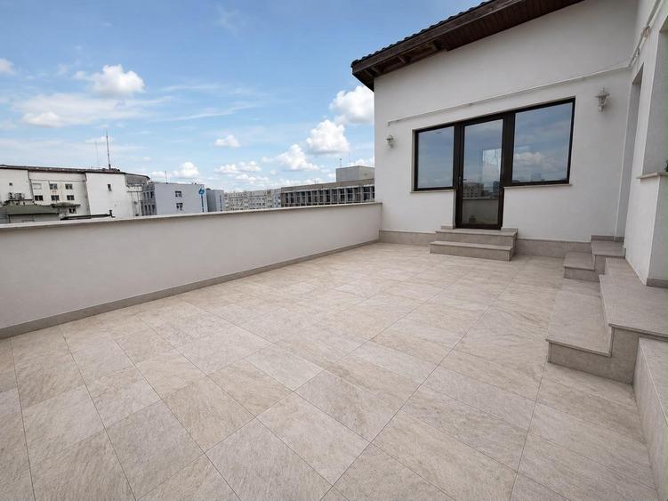 Apartament cu 4 camere în Dorobanți