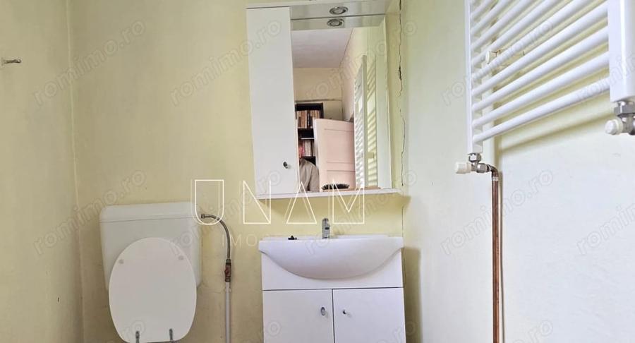 Casă cu 4 camere cu Teren 225 Mp în Muncitoresc