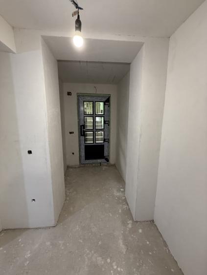 Apartament cu 2 camere semidecomandat în Semicentral
