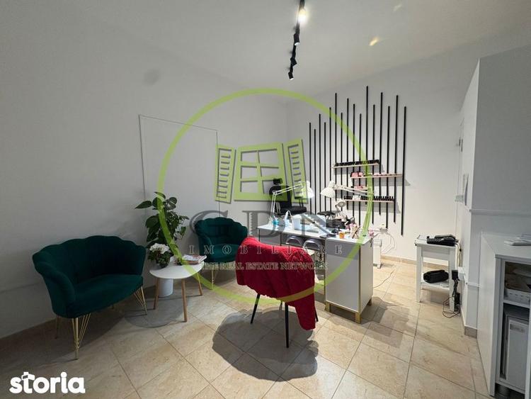 Spațiu comercial, de 25 mp, în Rovine