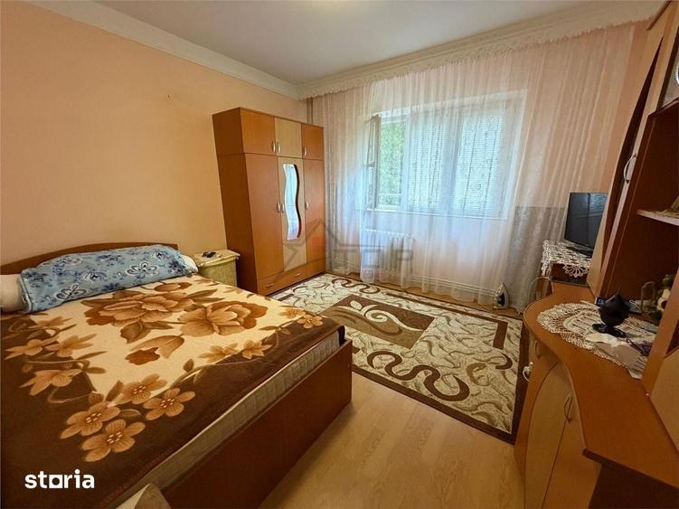 Apartament cu 2 camere semidecomandat în Cug