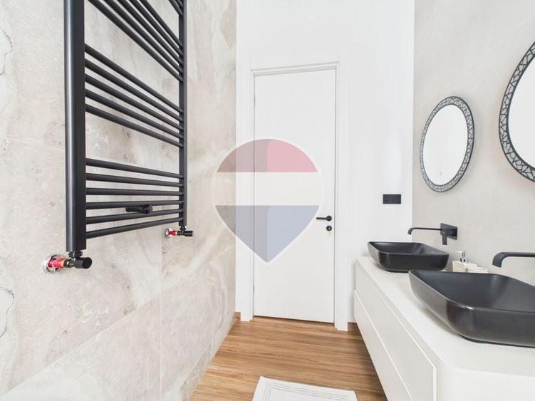 Apartament cu 2 camere decomandat în Niculești