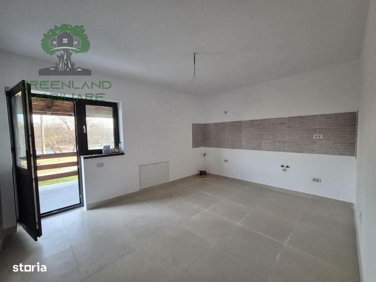 Casă cu 3 camere în Ciurbești