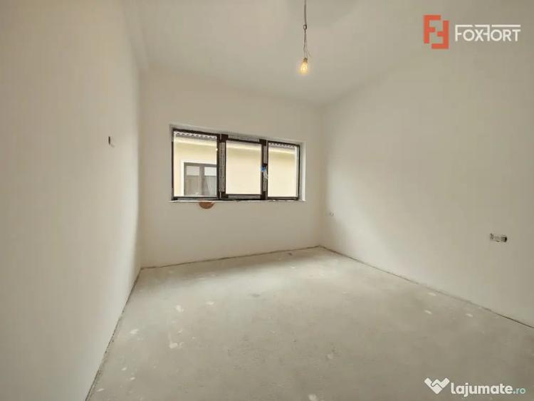 Casă cu 4 camere cu Teren 300 Mp în Giroc