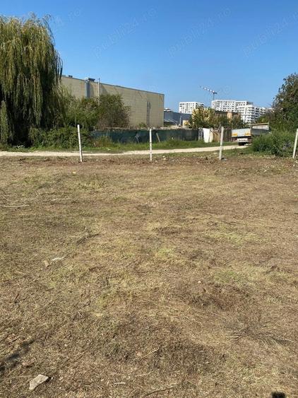 Teren de 400 mp, în Central