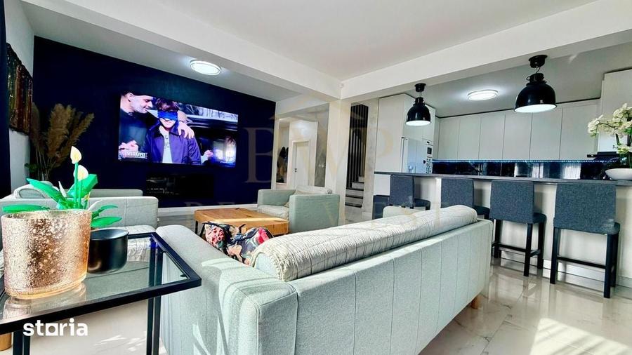 Casă cu 5 camere cu Teren 796 Mp în Peciu Nou