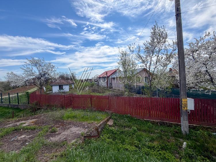 Teren Construcții intravilan de 3252 mp, în Periș