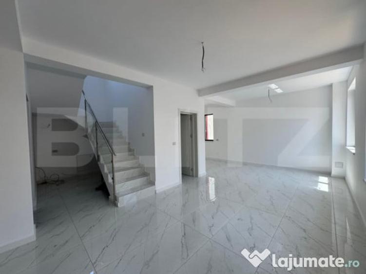 Casă cu 4 camere cu Teren 240 Mp în Central