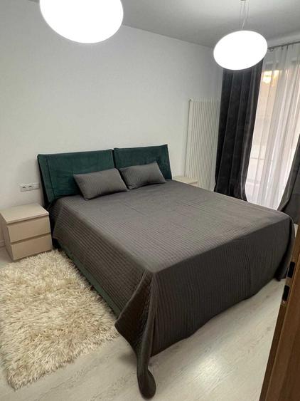 Casă cu 4 camere în Exterior Vest