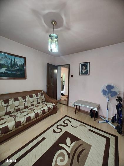 Apartament cu 2 camere decomandat în Deve