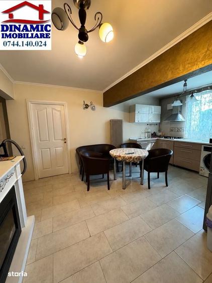 Apartament cu 3 camere în Central