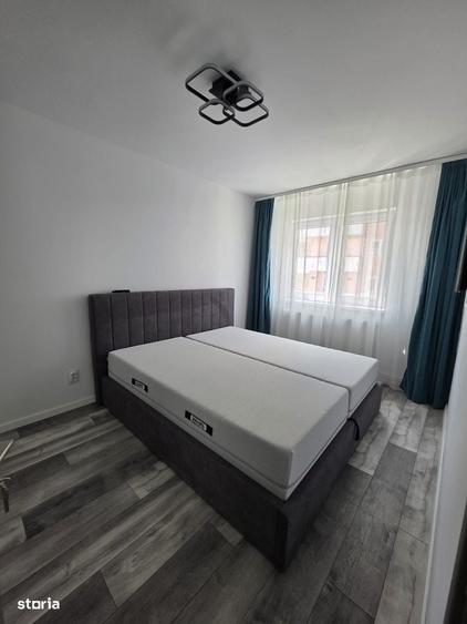 Apartament cu 2 camere decomandat în Exterior Vest