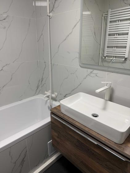 Apartament cu 2 camere decomandat în Calea Călărașilor