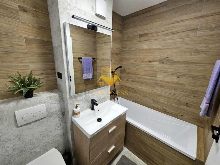 Apartament cu 3 camere semidecomandat, mobilat în Zorilor