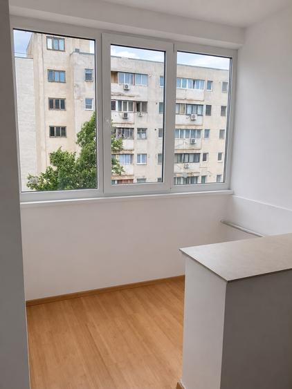 Garsonieră semidecomandată în Costin Georgian