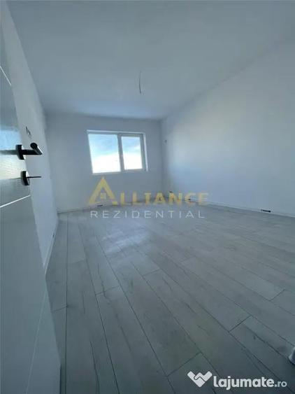 Apartament cu 3 camere decomandat în Apărătorii Patriei