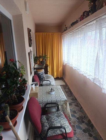 Apartament cu 2 camere decomandat în Cetate
