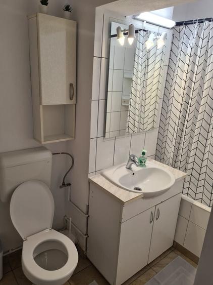 Apartament cu 3 camere decomandat în Ultracentral
