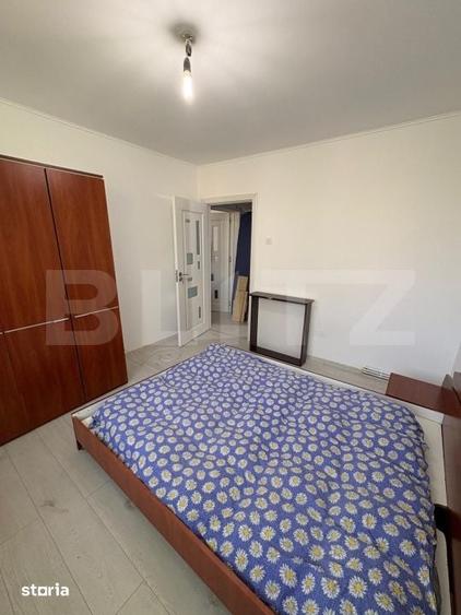 Apartament cu 2 camere semidecomandat în Craiovei